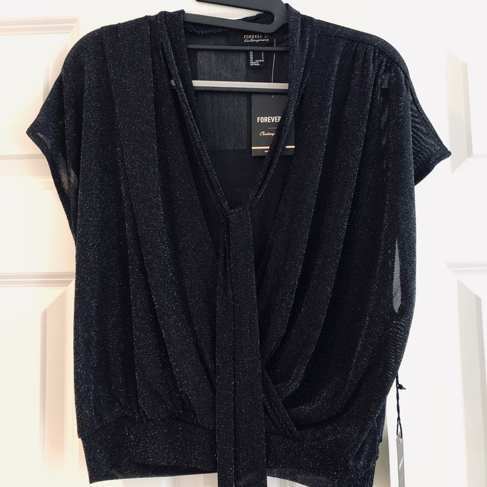 Semi sparkly black top
